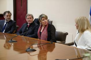 Firma de convenio entre la Intendencia de Montevideo y ACNUR Firma de convenio entre la Intendencia de Montevideo y ACNUR