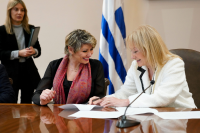 Firma de convenio entre la Intendencia de Montevideo y ACNUR