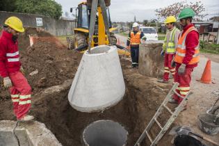 Avance de obras de saneamiento en el barrio Sarandí Avance de obras de saneamiento en el barrio Sarandí