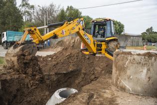 Avance de obras de saneamiento en el barrio Sarandí Avance de obras de saneamiento en el barrio Sarandí