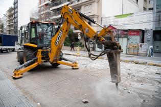 Avance de obras en avenida 21 de Setiembre esquina Ellauri Avance de obras en avenida 21 de Setiembre esquina Ellauri