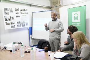 Reunión con vecinas y vecinos de Malvin por nueva modalidad de estacionamiento