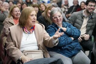 Reunión con vecinas y vecinos de Malvin por nueva modalidad de estacionamiento Reunión con vecinas y vecinos de Malvin por nueva modalidad de estacionamiento