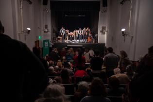 Lectura de Hay barullo en El Resorte de Juceca, en casa de la Cultura de Mercedes