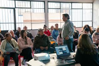 Conversatorio sobre suicidio en casa Comunitaria de Promoción de Salud Mental de Colón