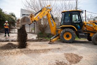 Recorrida por obra Sarandí en el marco del programa de Saneamiento Urbano