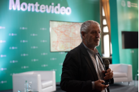 Salvador Rueda participa en panel para autoridades de la intendencia de Montevideo