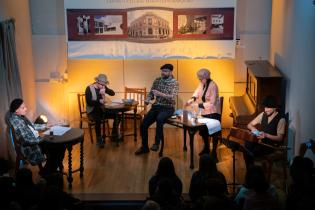 Lectura de Hay barullo en El Resorte , de Juceca, en el Centro Cultural MEM de Rocha