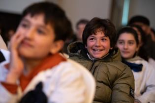 Lectura de Hay barullo en El Resorte , de Juceca, en la escuela Nº 5 de Punta del Este Lectura de Hay barullo en El Resorte , de Juceca, en la escuela Nº 5 de Punta del Este