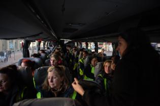 Recorrida del bus turístico con participantes del proyecto «Mujeres que Reverdecen»