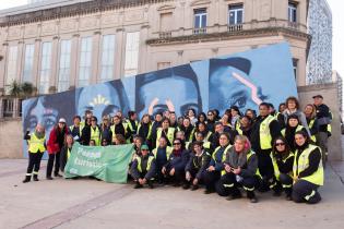 Recorrida del bus turístico con participantes del proyecto «Mujeres que Reverdecen»