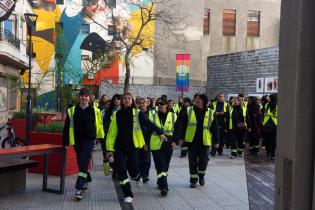 Recorrida del bus turístico con participantes del proyecto «Mujeres que Reverdecen»