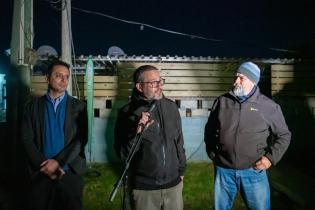 Montevideo avanza en iluminación: Encendido de luces en el barrio 1º de Mayo