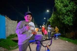 Montevideo avanza en iluminación: Encendido de luces en el barrio 1º de Mayo