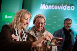 Firma de título de propiedad tras regularización del asentamiento Santa María de Piedras Firma de título de propiedad tras regularización del asentamiento Santa María de Piedras