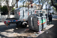 Reubicación de contenedores en el barrio Pocitos