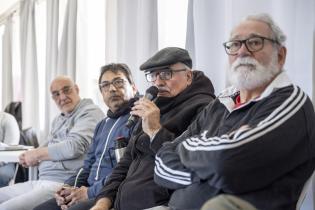 Cuenta la ciudad desde tu barrio: Montevideo 300 años Cuenta la ciudad desde tu barrio: Montevideo 300 años