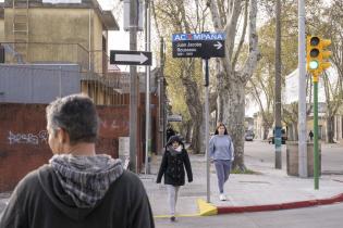 Nuevo semáforo en la calle Juan Jacobo Rousseau y Larravide Nuevo semáforo en la calle Juan Jacobo Rousseau y Larravide