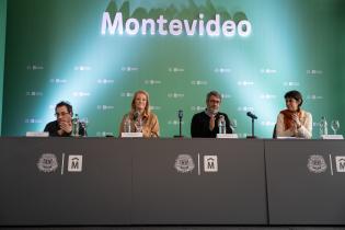 Conferencia de prensa por el Día mundial sin motor de auto