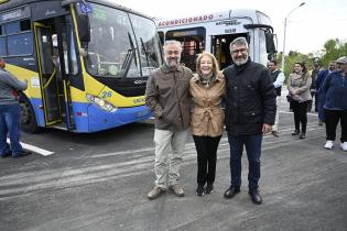 Inauguración de terminal de ómnibus Bajo Valencia