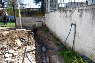 Recorrida por obras de saneamiento en la calle Charcas, barrio Casabò 