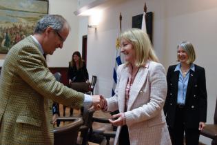 Visita de la embajadora de Finlandia Nicola Lindertz Visita de la embajadora de Finlandia Nicola Lindertz