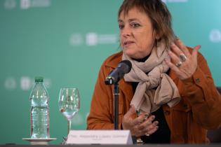 Conferencia de prensa por presentación de línea de escucha para hombres