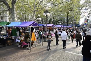 Feria por marcha de la Diversidad en plaza de Cagancha Feria por marcha de la Diversidad en plaza de Cagancha