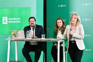 Almuerzo de trabajo con la prensa por anuncios sobre limpieza de la Intendencia de Montevideo