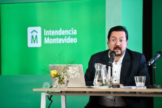 Almuerzo de trabajo con la prensa por anuncios sobre limpieza de la Intendencia de Montevideo