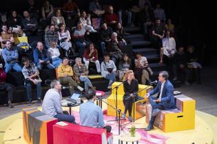 Escritor Mircea Cartarescu, candidato a premio Nobel de literatura se presenta en el teatro Solís 