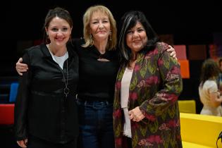 Estreno de « Macondo » en el teatro Solís Estreno de « Macondo » en el teatro Solís , 01 de Octubre de 2023