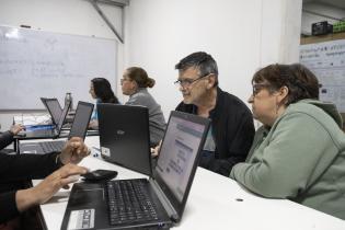 Visita a espacio Enlace en el marco del premio Ciudades Educadoras 2024