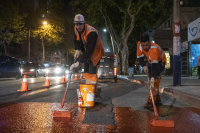  Pintura de carriles solo bus e instalación de cámaras en Av.8 de Octubre