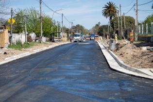 Obras viales en Cno.Repetto entre Av. José Belloni y Camino al paso de la Española Obras viales en Cno.Repetto entre Av. José Belloni y Camino al paso de la Española