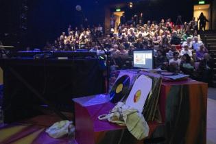 «Los ríos de Macondo» en el teatro Solís «Los ríos de Macondo» en el teatro Solís