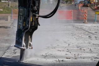 Avance de obras en Av. Don Pedro de Mendoza entre Teniente Rinaldi y Camino Capitán Tula
Pie de foto Avance de obras en Av. Don Pedro de Mendoza entre Teniente Rinaldi y Camino Capitán Tula    , 09 de Octubre de 2023