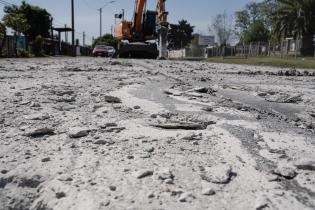 Avance de obras en Av. Don Pedro de Mendoza entre Teniente Rinaldi y Camino Capitán Tula
Pie de foto Avance de obras en Av. Don Pedro de Mendoza entre Teniente Rinaldi y Camino Capitán Tula    , 09 de Octubre de 2023