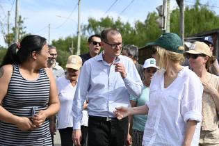 Recorrida por barrio Las Cabañitas