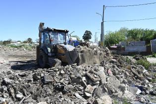 Comienzo de trabajos de limpieza en el barrio Las Cabañitas Comienzo de trabajos de limpieza en el barrio Las Cabañitas