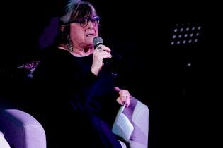 Presentación de libro de Darnauchans « Entre el cuervo y el ángel » Presentación de libro de Darnauchans « Entre el cuervo y el ángel » ,15 de Octubre 2023