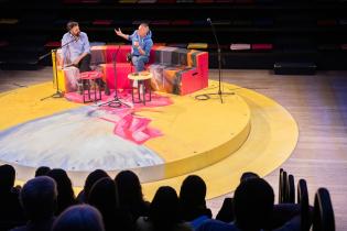 Lanzamiento de libros Comedia Nacional en el teatro Solís