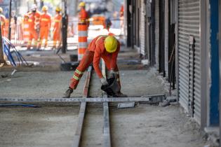 Finalización del primer tramo de la obra en veredas de Avda.8 de Octubre Finalización del primer tramo de la obra en veredas de Avda.8 de Octubre