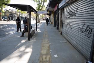 Finalización del primer tramo de la obra en veredas de Avda.8 de Octubre Finalización del primer tramo de la obra en veredas de Avda.8 de Octubre