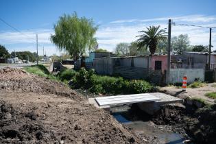 Construcción de puentes peatonales en el barrio Los Milagros	