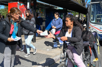 Actividad en el marco del Día Mundial de la Salud Mental en la plaza Vidiella 