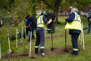 Plantación de bosques urbanos en el Jardín Botánico Plantación de bosques urbanos en el Jardín Botánico , 19 de Octubre 2023