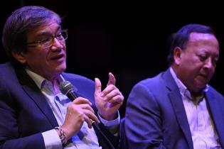 Conferencia "El universo creativo de Gabo" en el teatro Solís