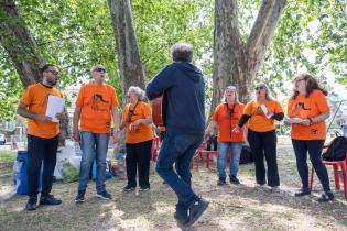 Actividades en la plaza Gabino Ezeiza por el día de las plazas