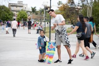 Actividades en la Parque de la Amistad por el día de las plazas